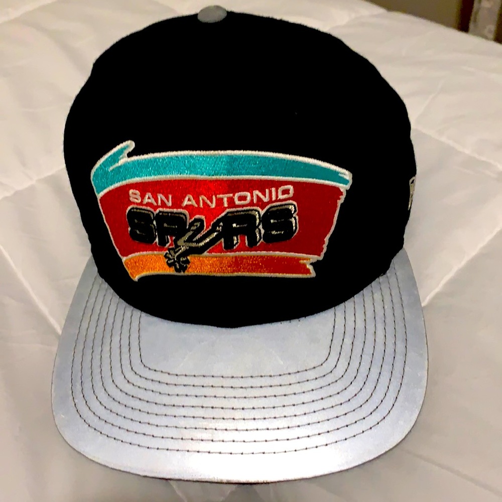 San Antonio Spurs snap back cap